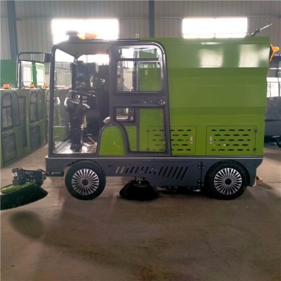 山东定做电动四轮道路清扫车多少钱台价格表